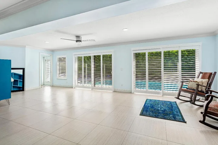 012-701BuoyRoad-NorthPalmBeach-FL-33408-