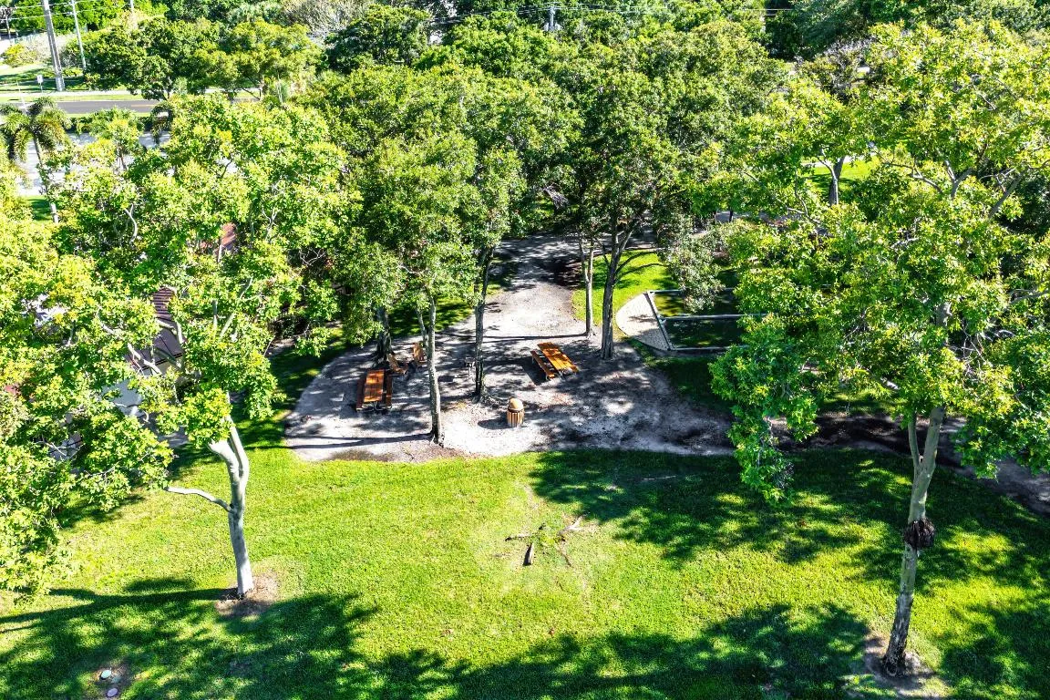 Property photo 44