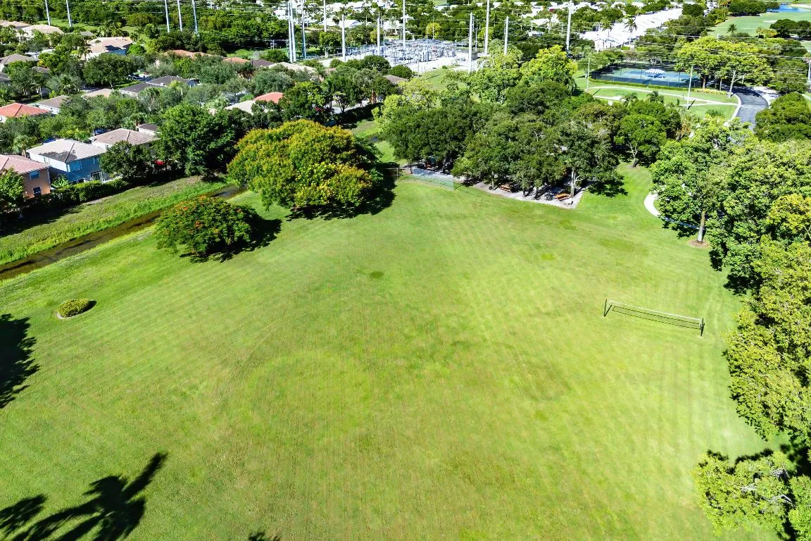 Property photo 41