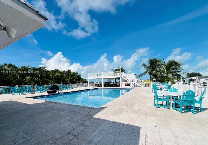 Community pool