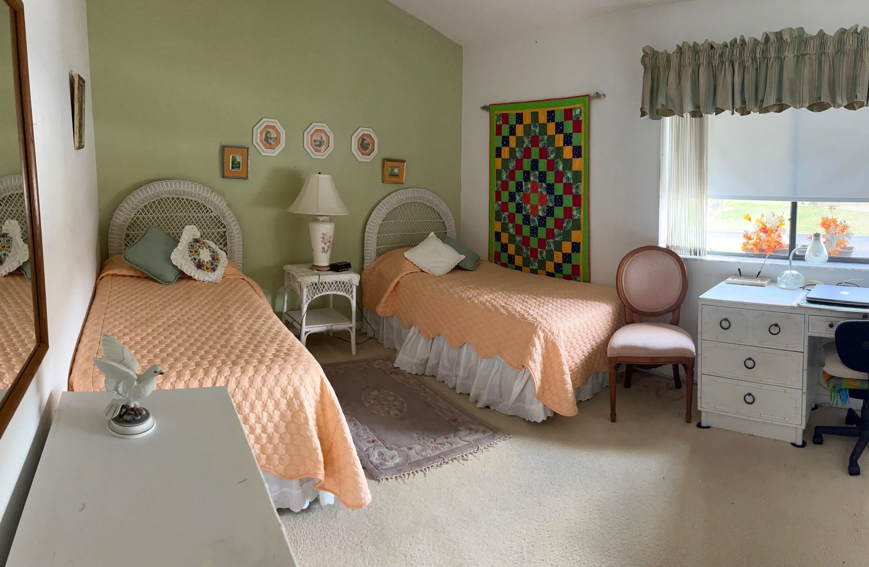 Second bedroom