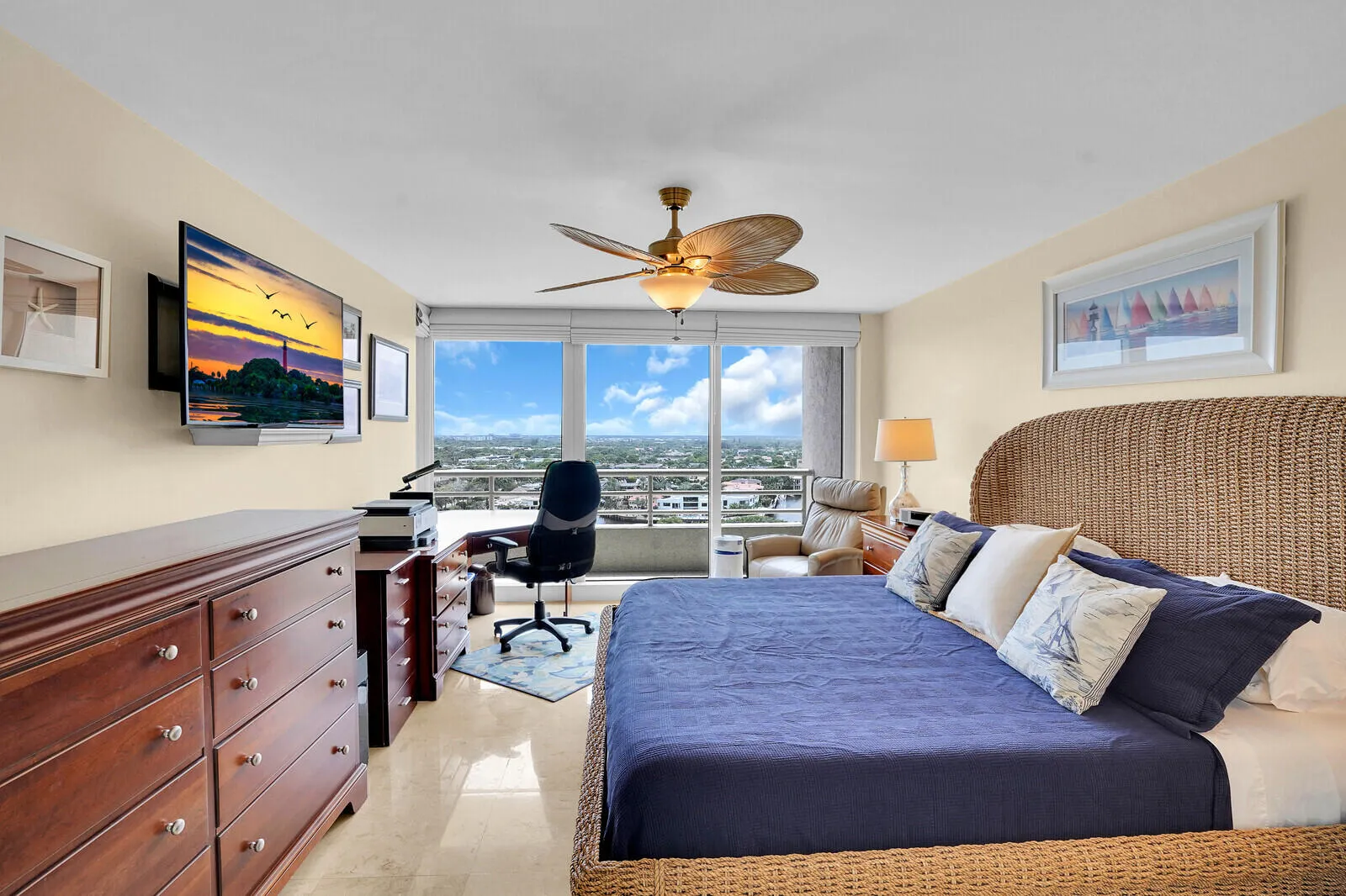 MASTER SUITE