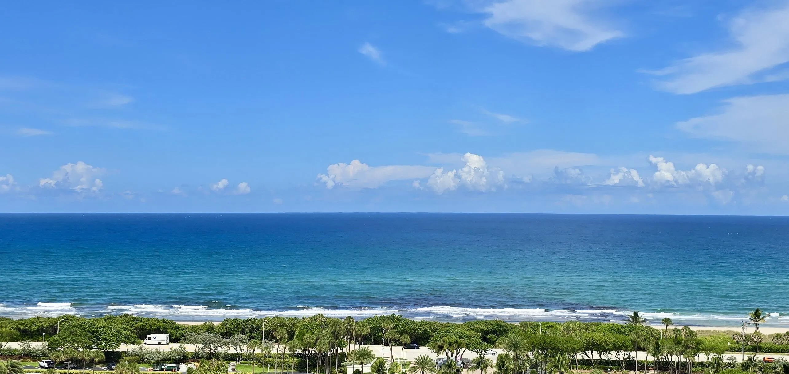 VIEW: BLUE ATLANTIC SEASCAPES