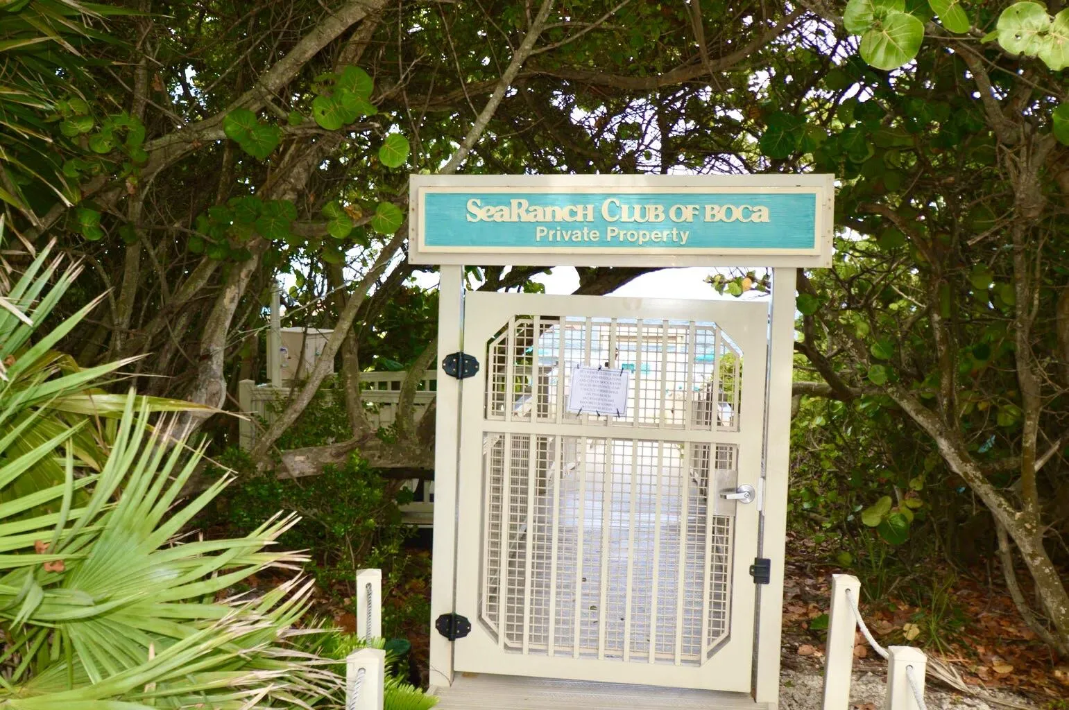 ATTENDED, PRISTINE PRIVATE BEACHES