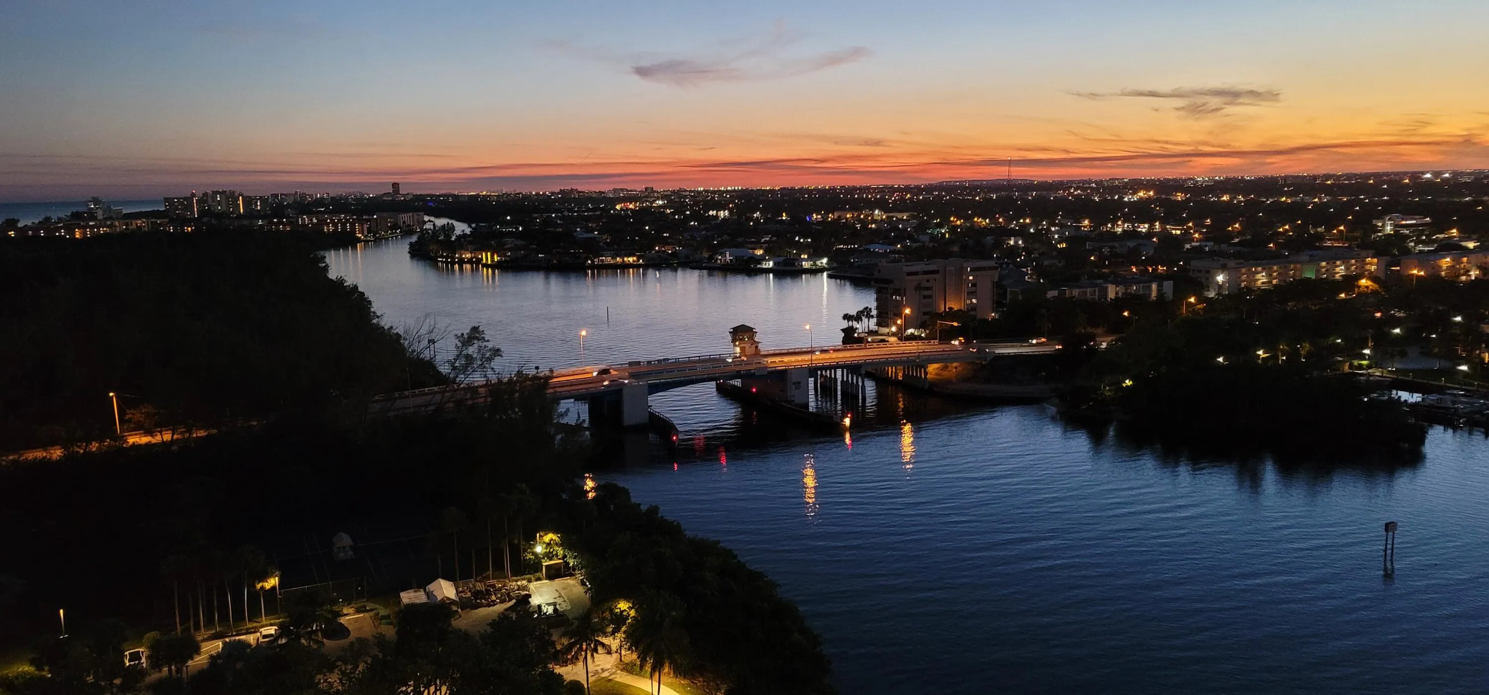 WEST VIEW: SUNSET INTRACOASTAL