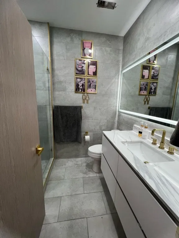 Photo 33