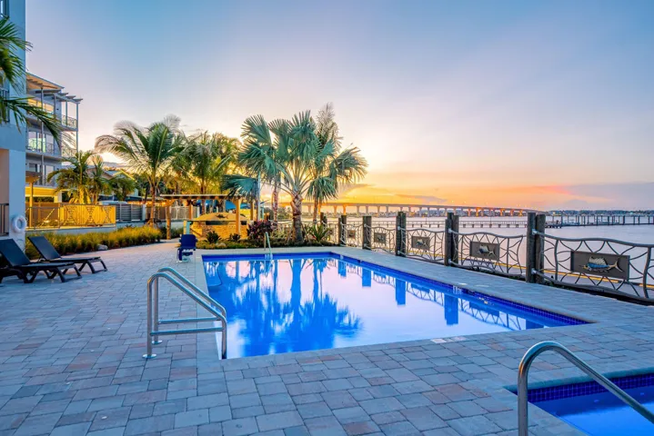 41 SW Seminole Street 305 42
