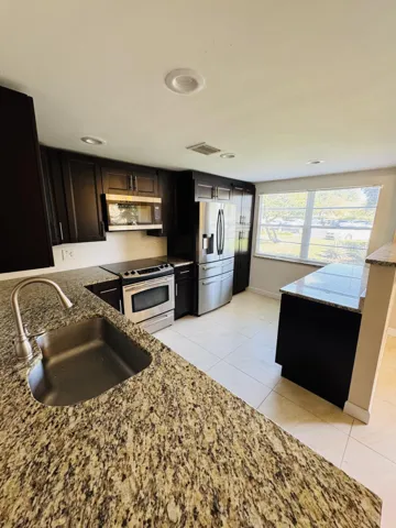 4702 Martinique Drive, H1 (5)