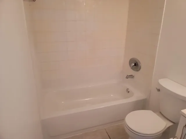 1704062738785453368