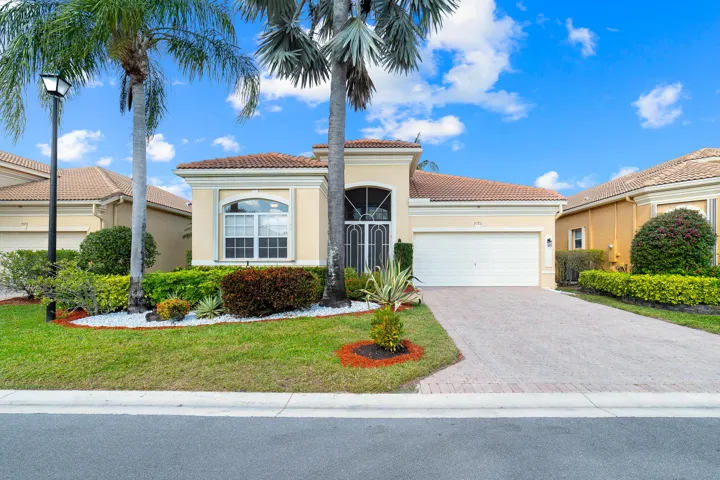 7173 Lorenzo Ln