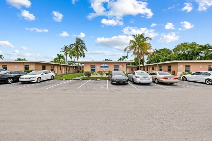825 nw 10th terr