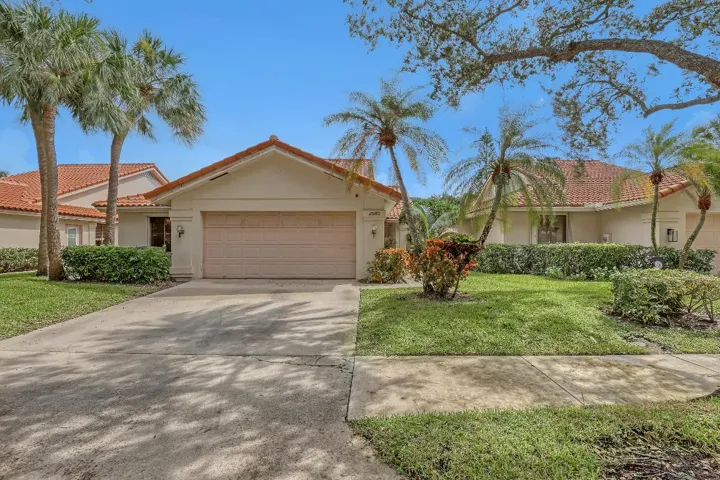 2580 Iroquois (2)