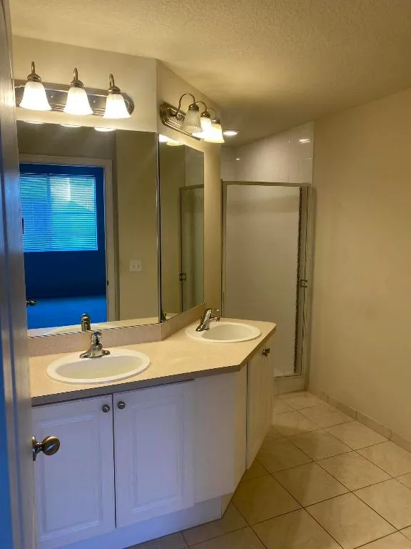 legacy master bath
