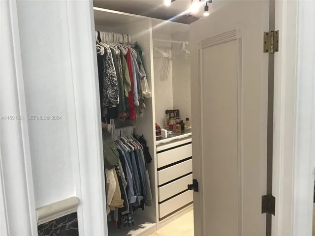Master Bed#4