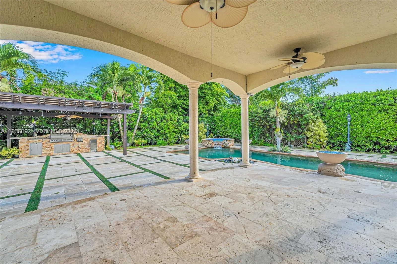 Property photo 33
