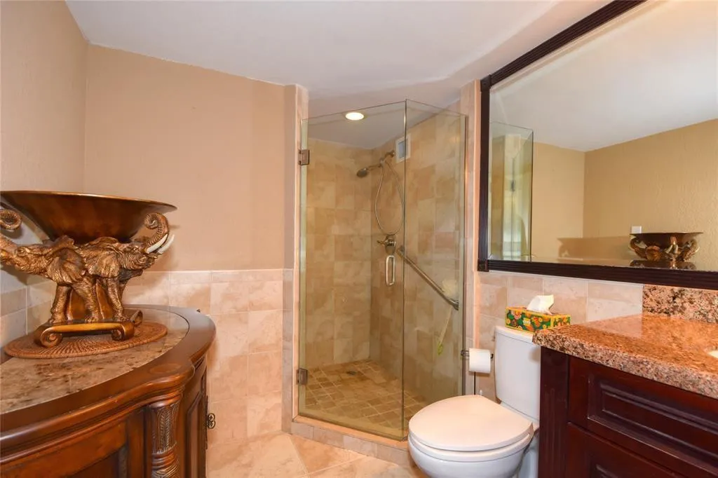3rd Full bath with walk in shower
