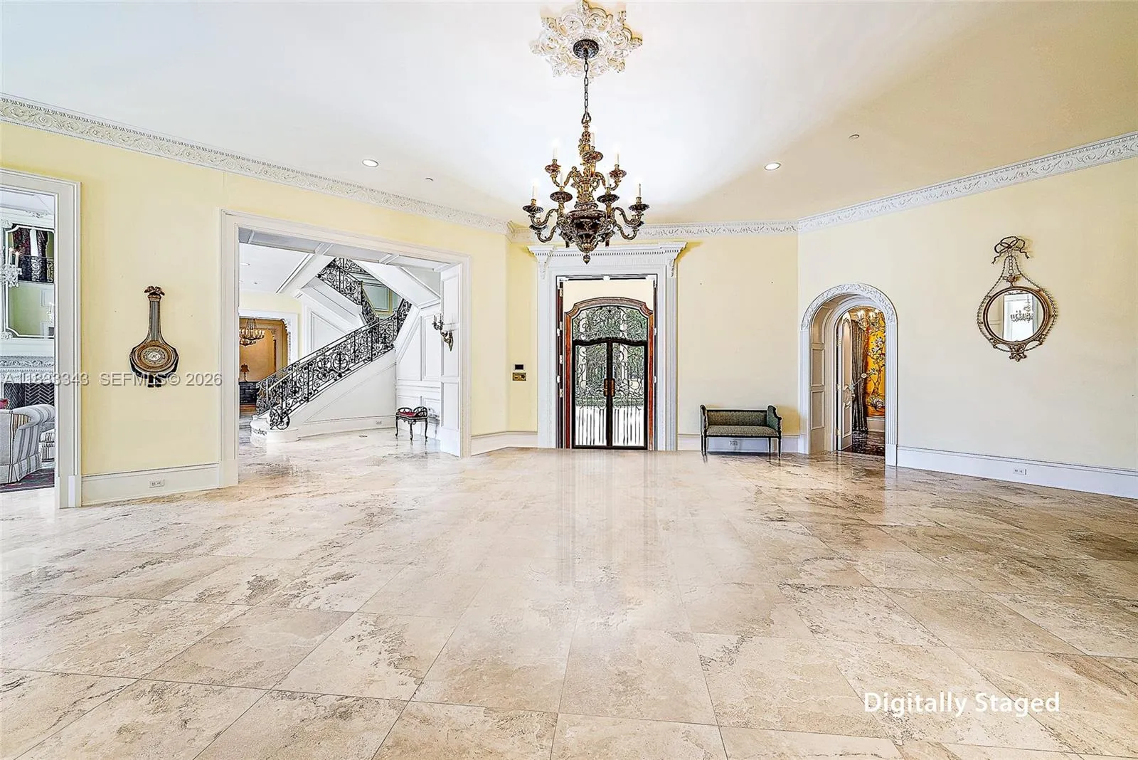Entry / Foyer