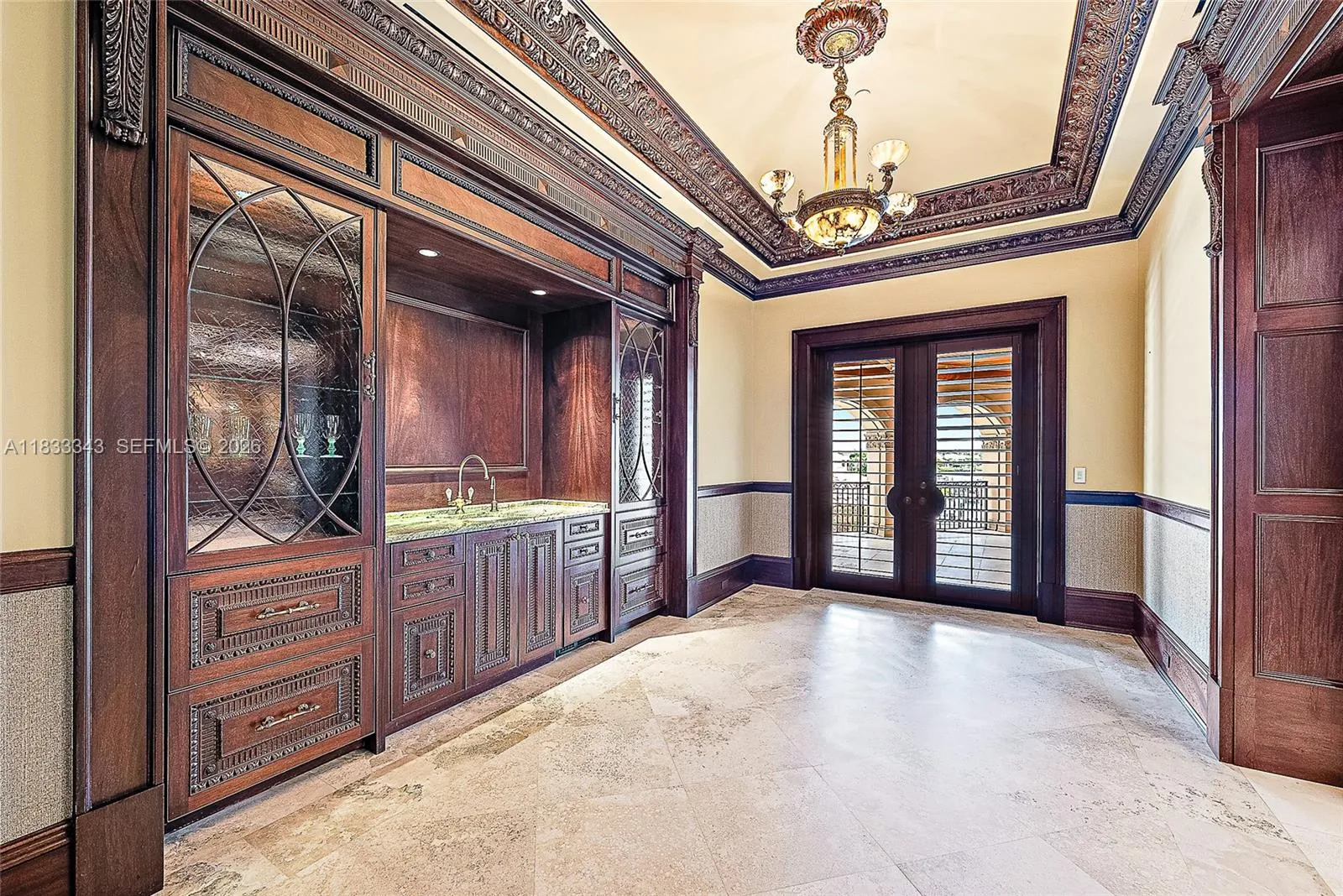 Foyer Entry to Club Room