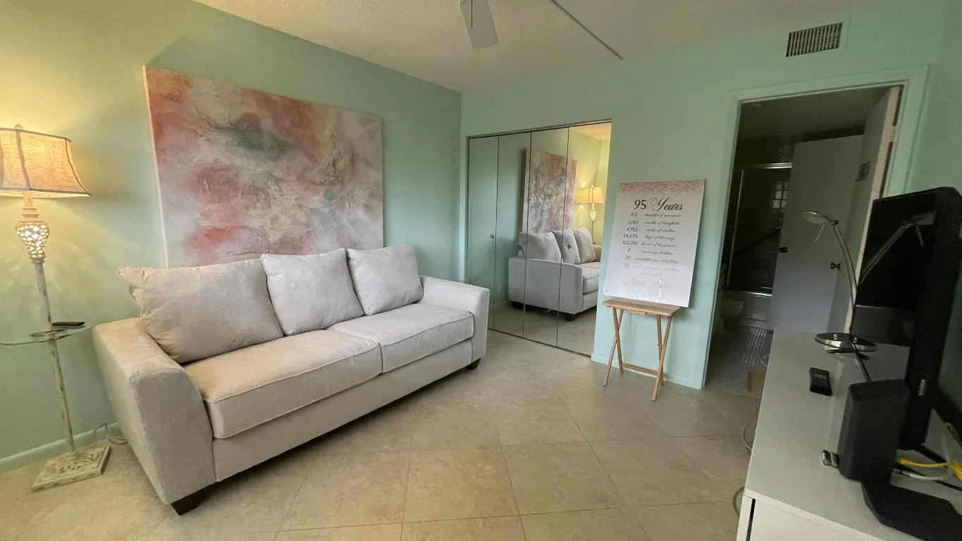2nd Bedroom