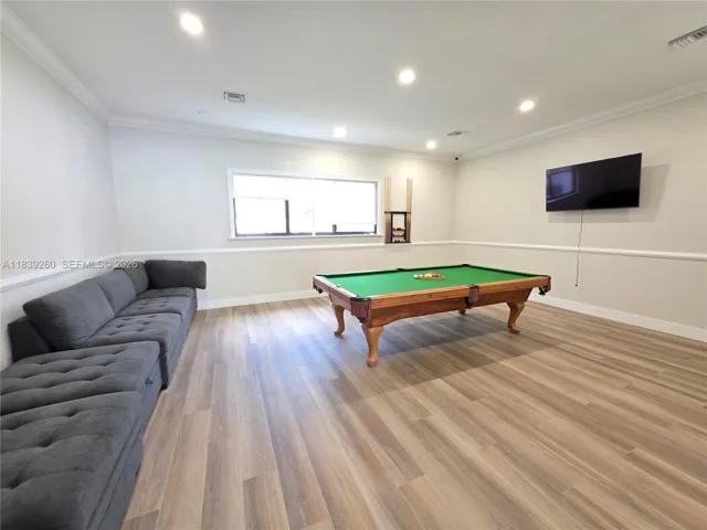Billiard room - Clubhouse