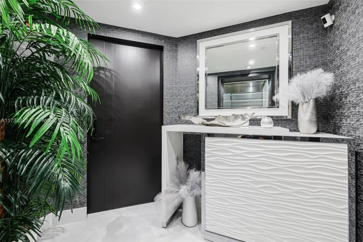 Foyer & elevator.