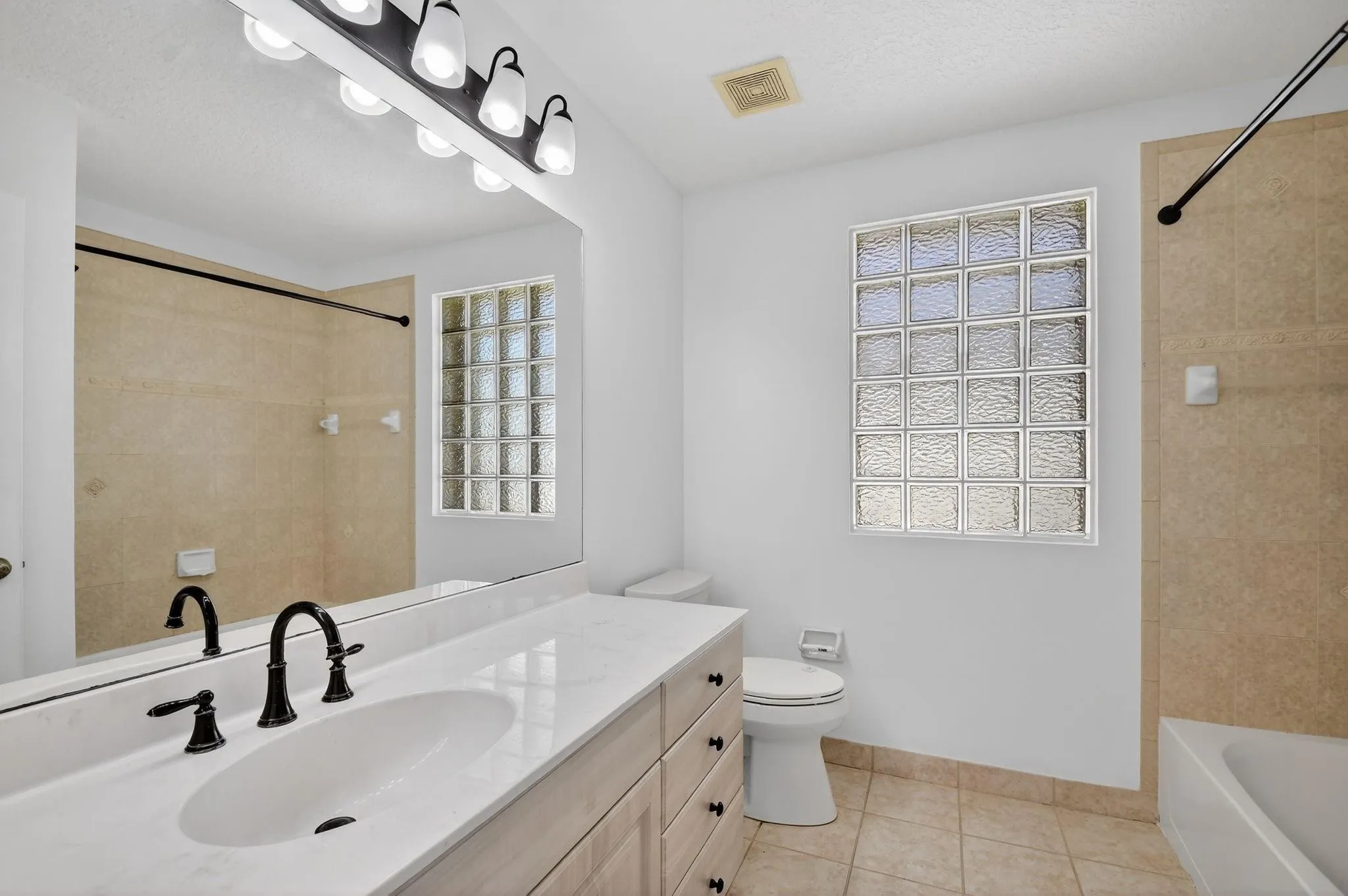 Property photo 85
