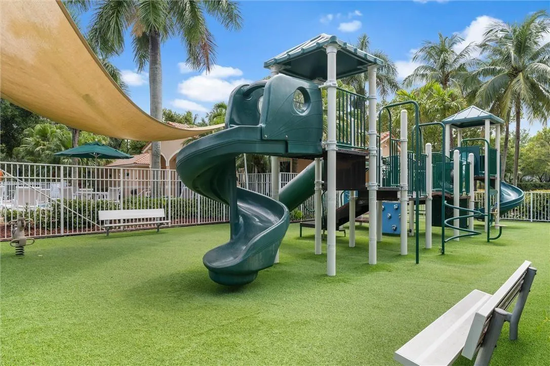Property photo 99