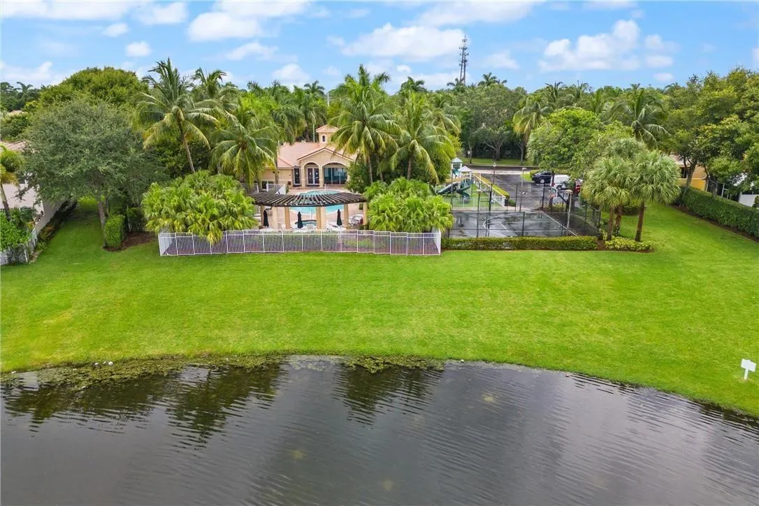Property photo 31