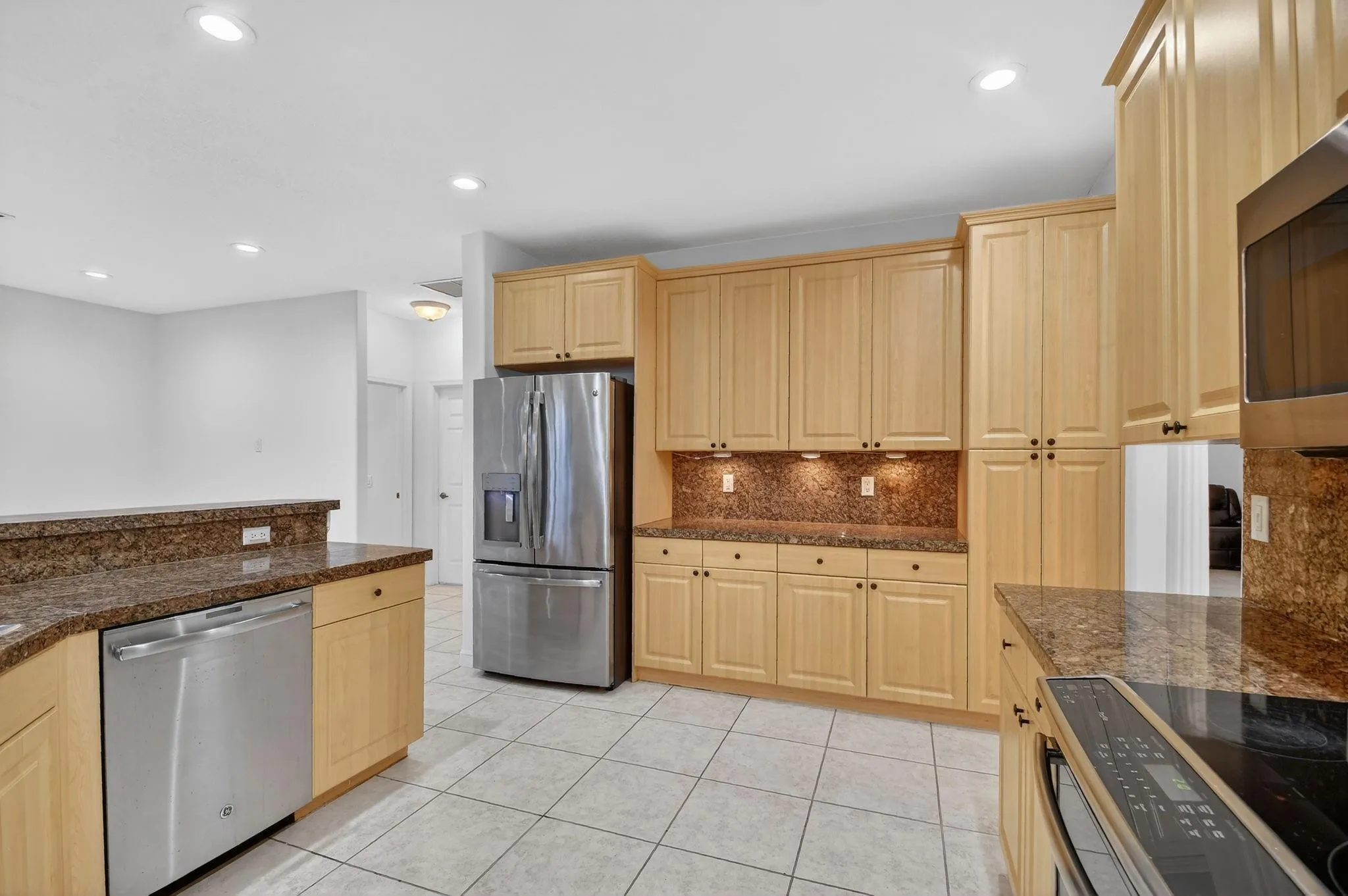 Property photo 28