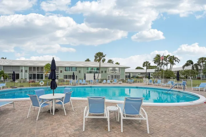 N Ocean Blvd 212-046