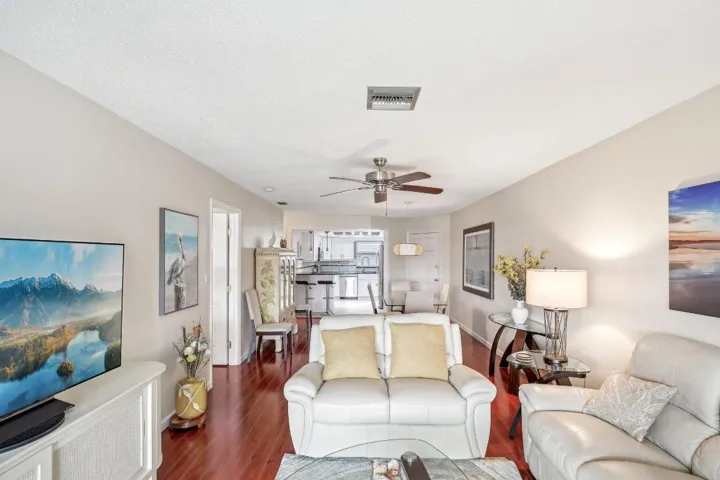 N Ocean Blvd 212-011