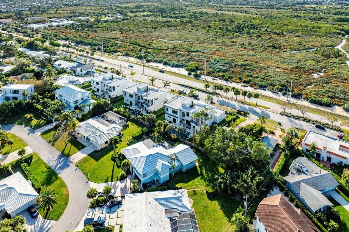 070-13460USHighway1-JunoBeach-FL-33408-S
