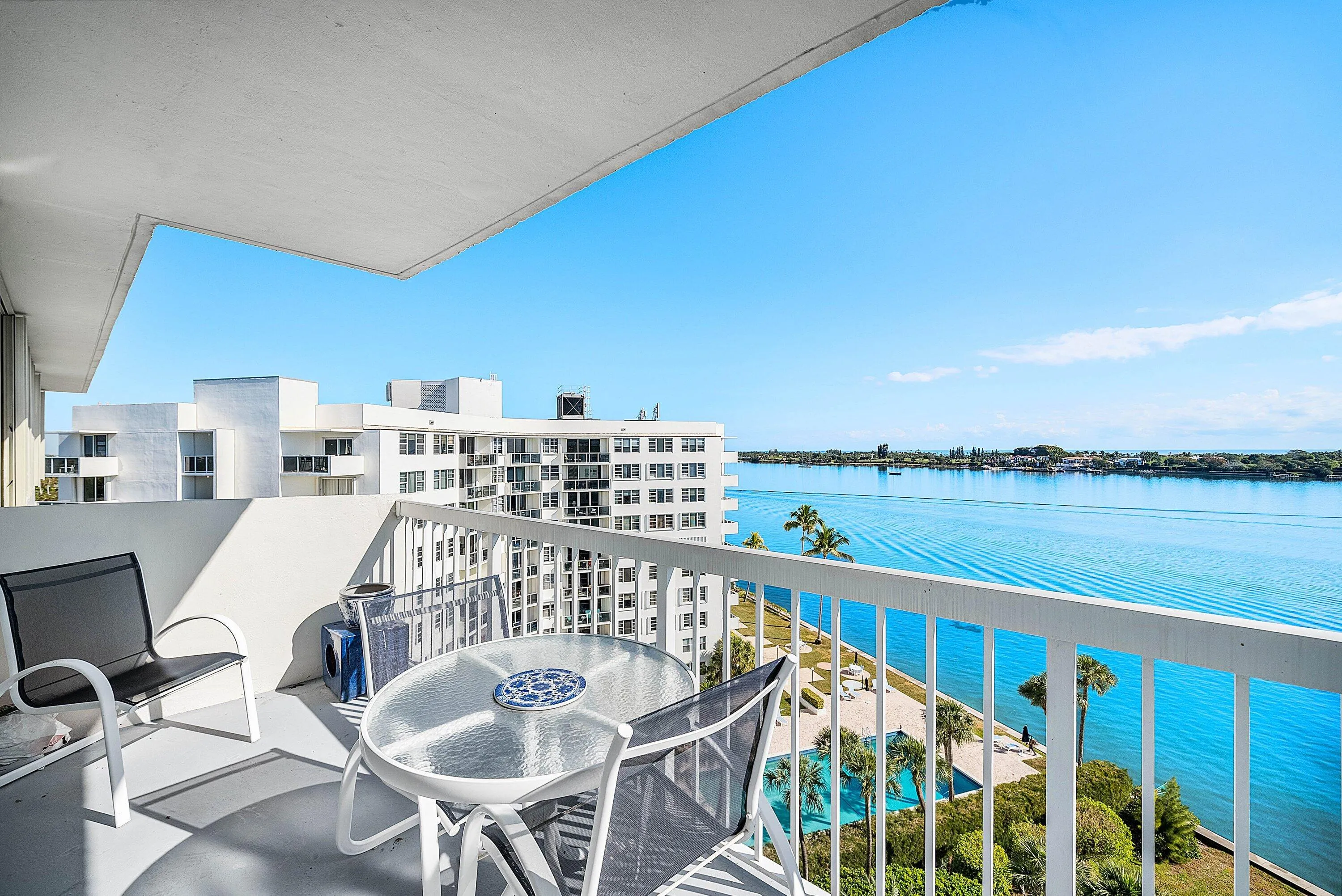 012-2600NorthFlaglerDrive-PH4-WestPalmBe