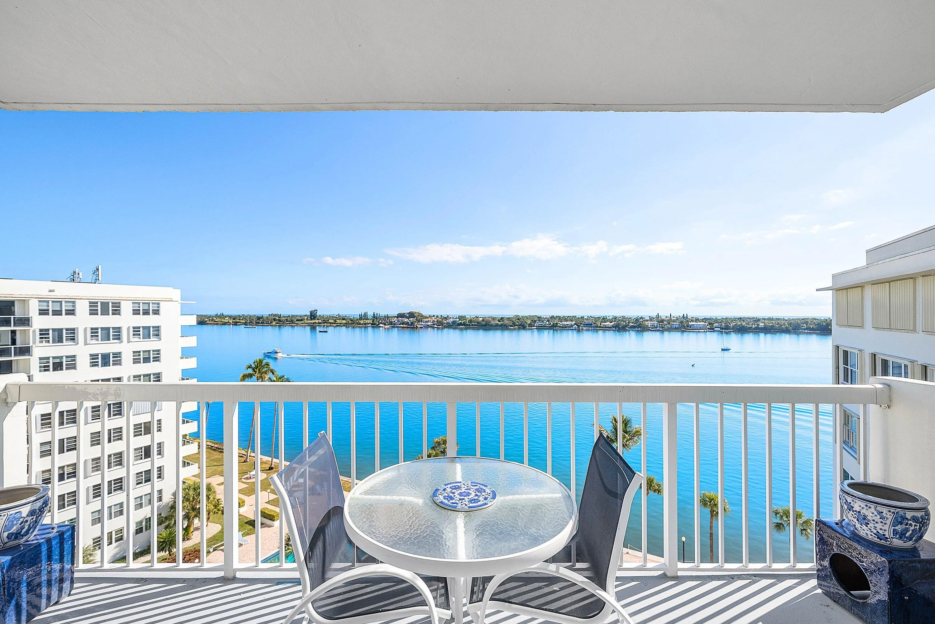 010-2600NorthFlaglerDrive-PH4-WestPalmBe
