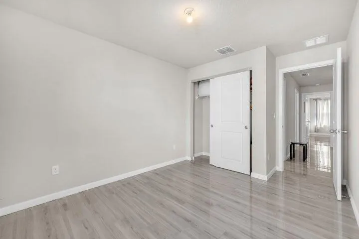 MASTER ROOM 3