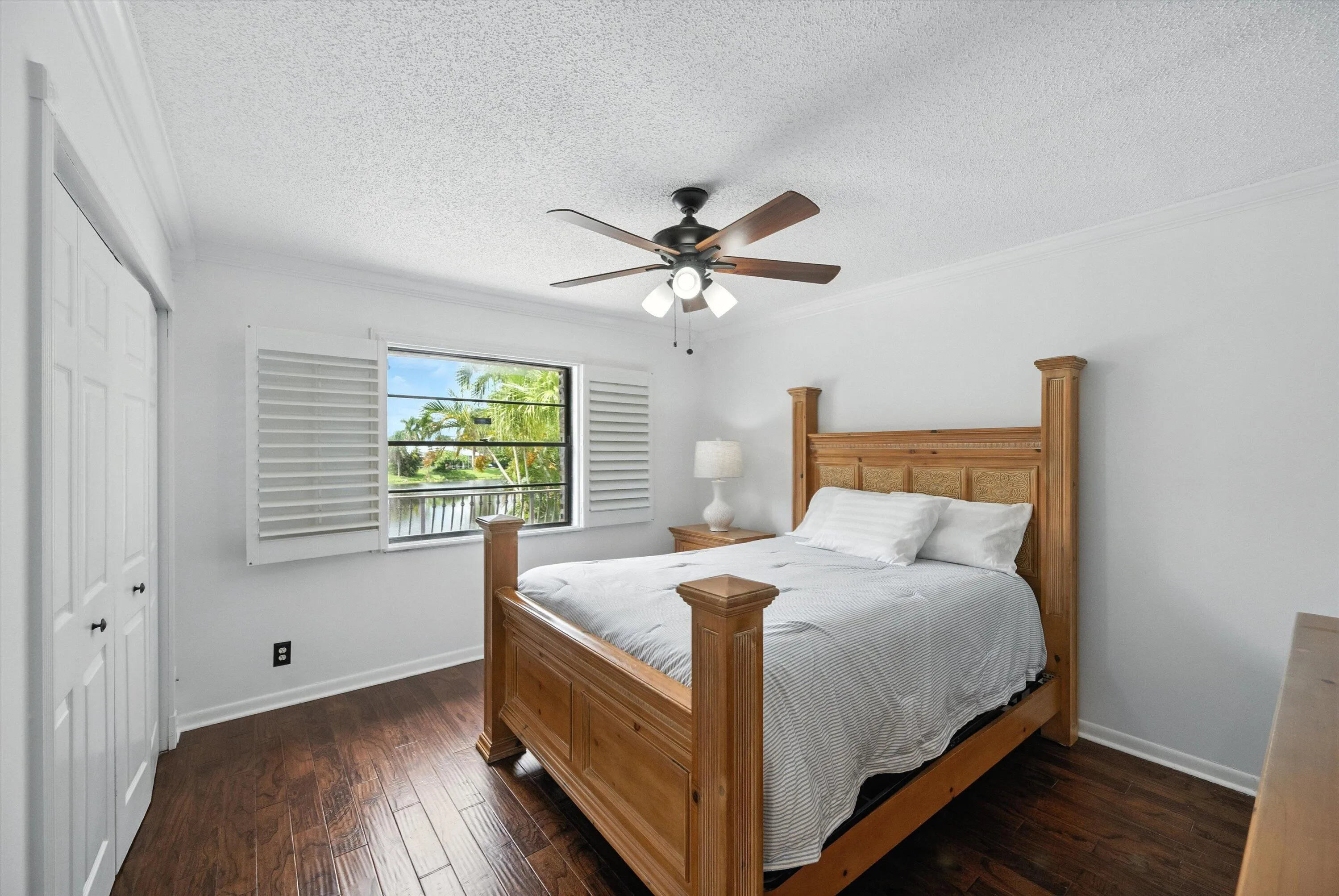 Upstairs Bedroom 1