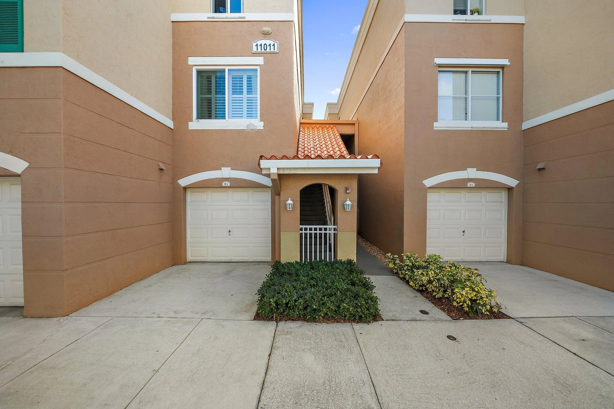 033-11011LegacyLn306-PalmBeachGardens-FL