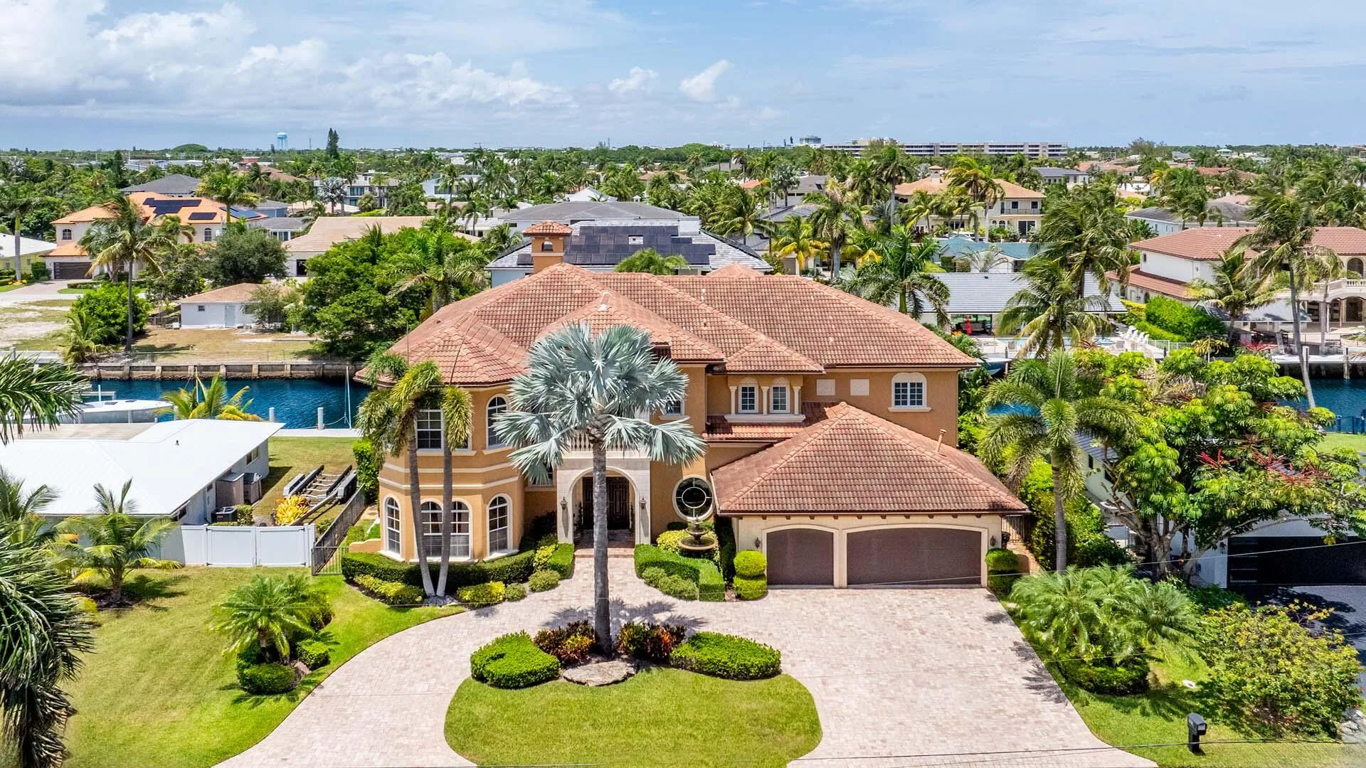 929 Banyan Dr (1)