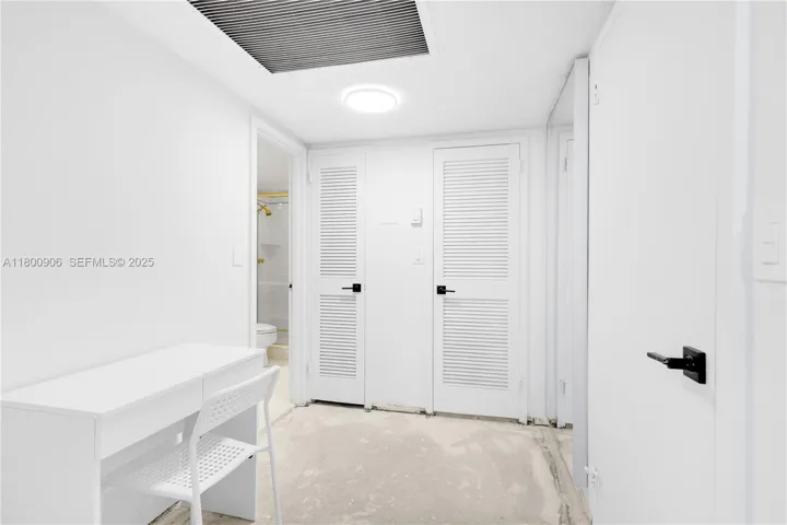 Vanity Area Primary Bedroom