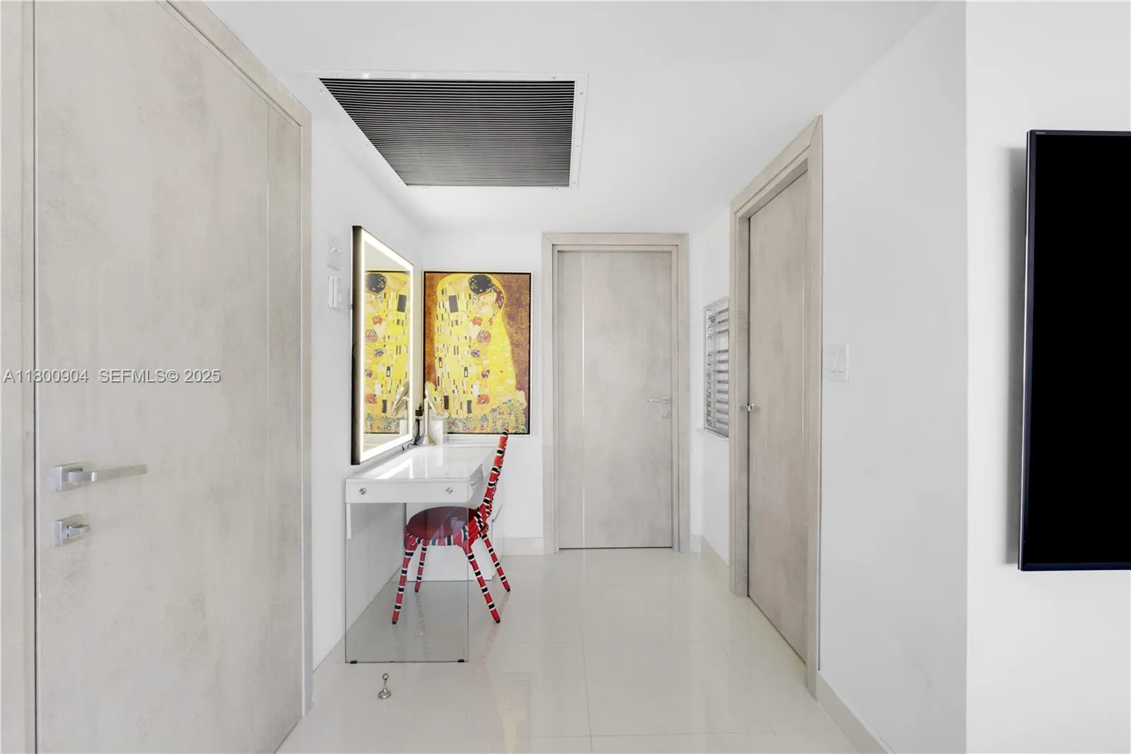 Bedroom Office Area