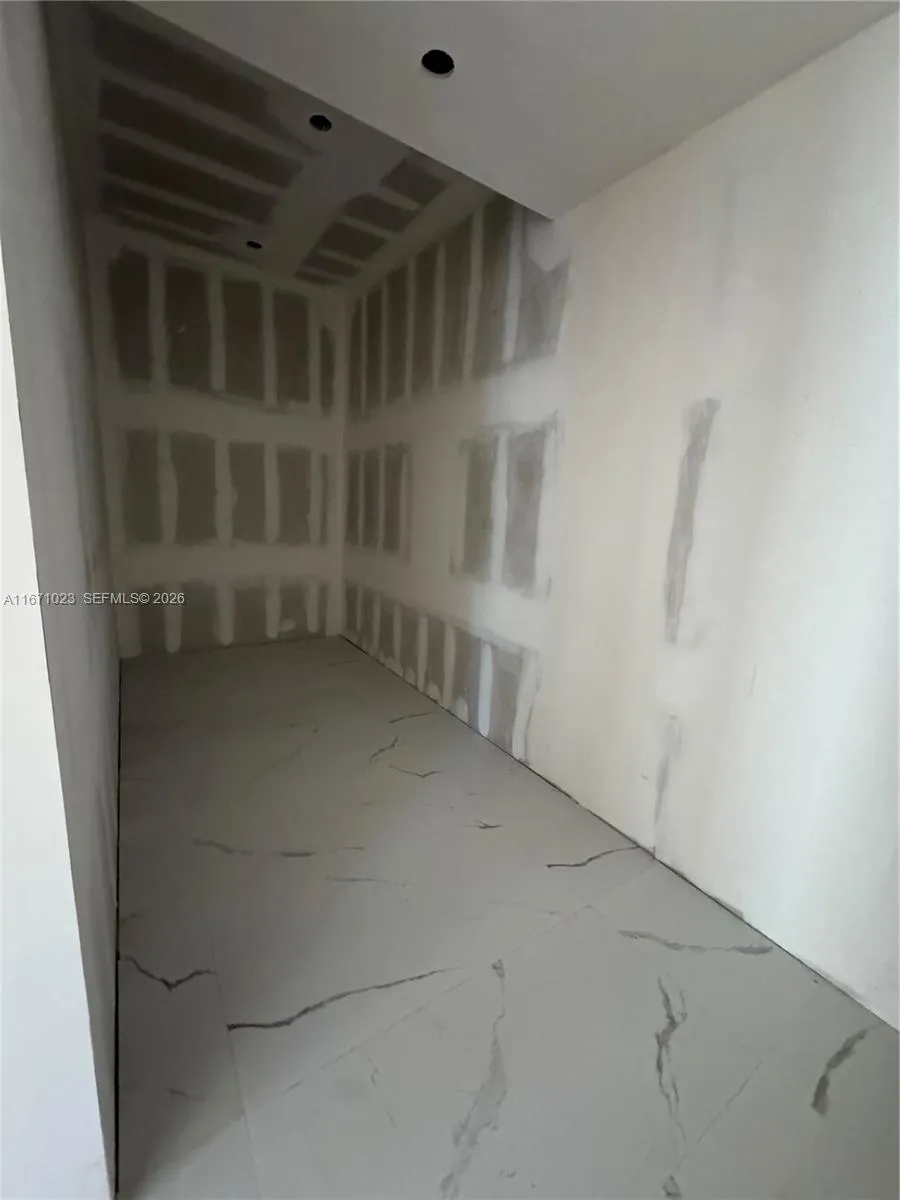 Property photo 77