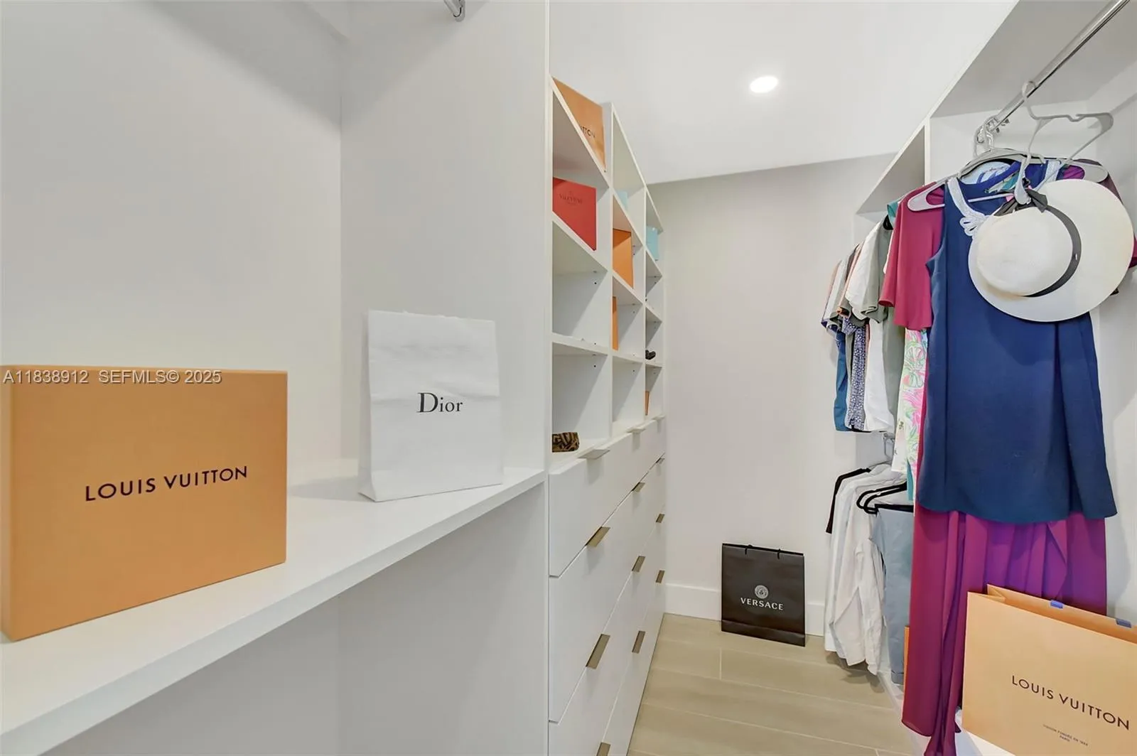 Property photo 139