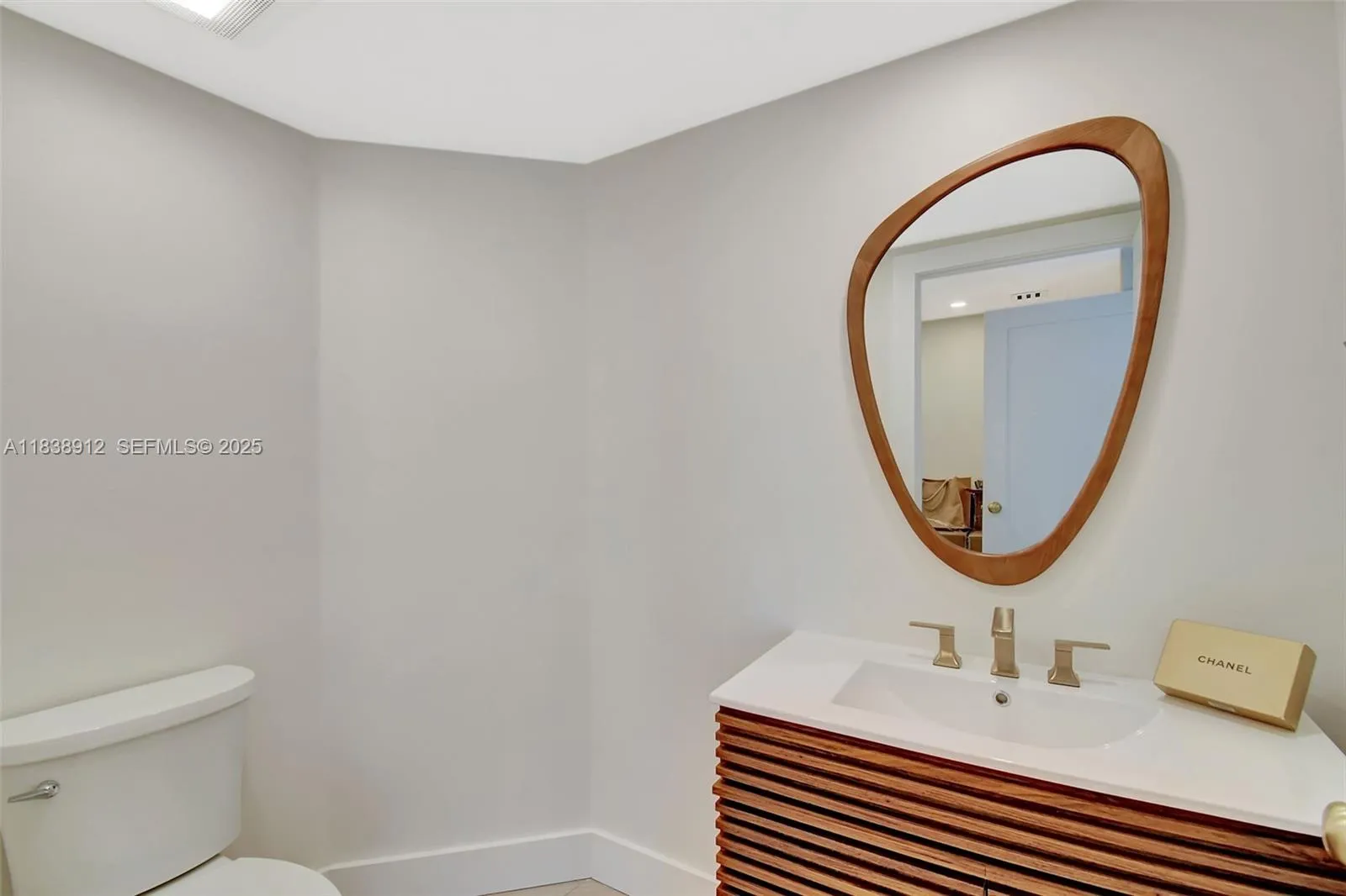 Property photo 101