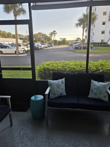 SCREENED PATIO