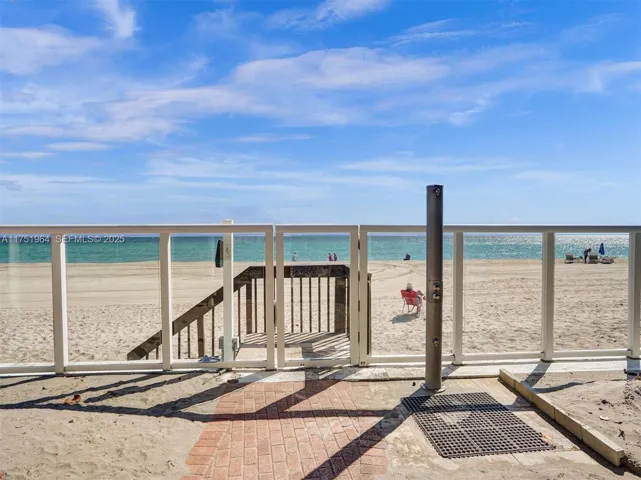 PRIVATE BEACH ACCESS