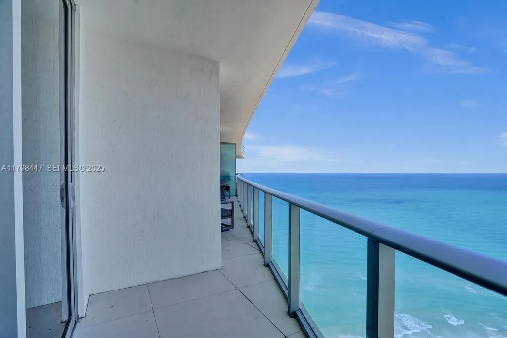 Photo 56