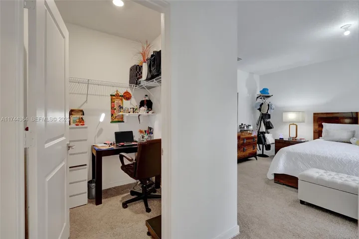 Photo 38