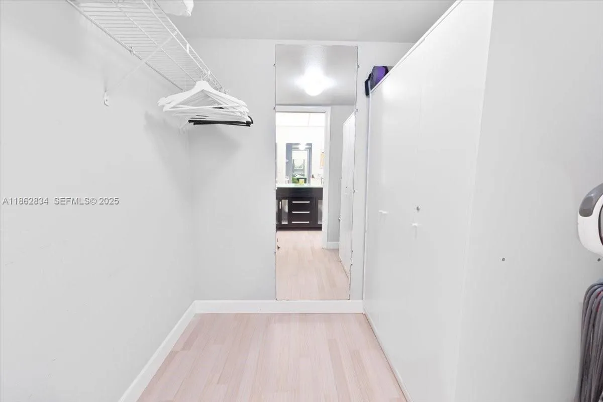 Walk In Closet