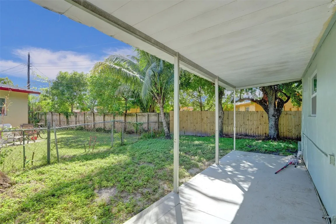 Property photo 35
