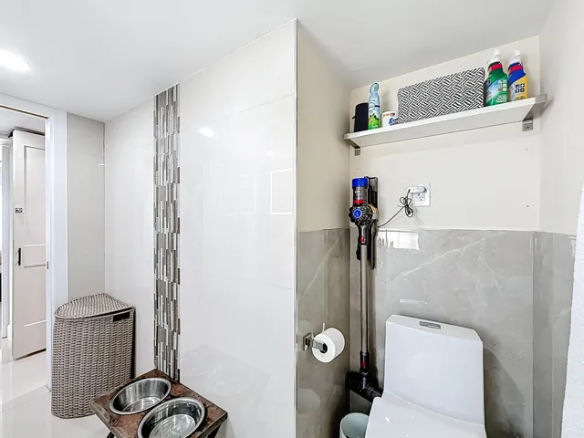 Master/Studio Bathroom